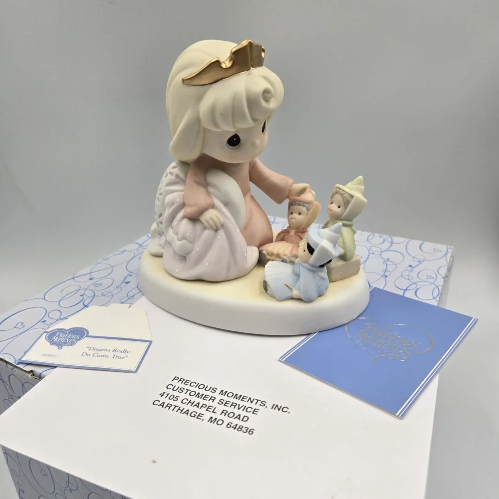 Precious Moments mint box